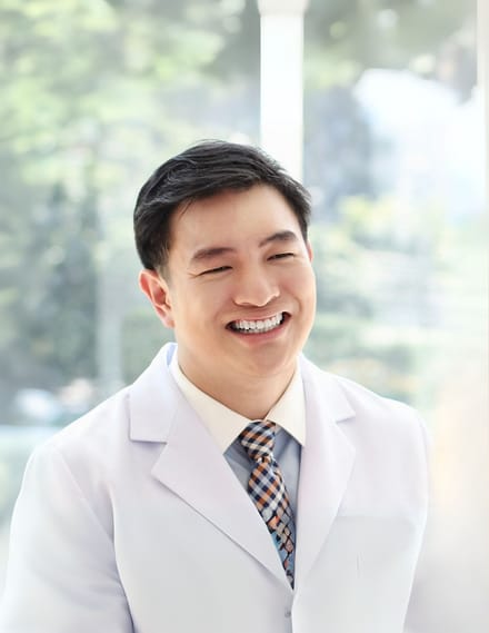 الدكتور Patsama Vichinsartvichai
